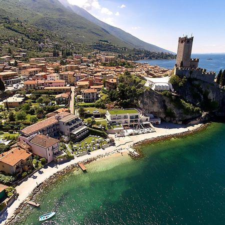 Hotel Castello Lake Front 말세진느 외부 사진