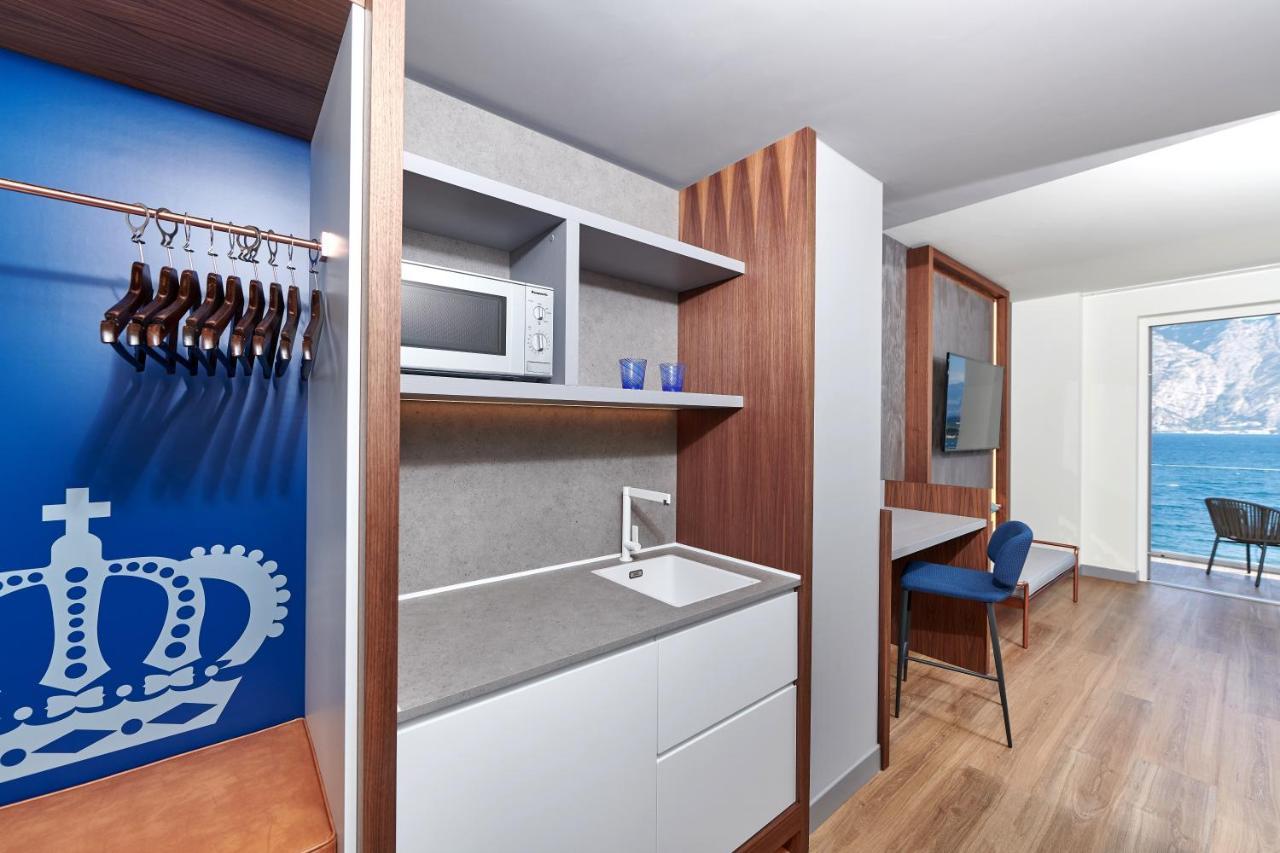 Hotel Castello Lake Front 말세진느 외부 사진