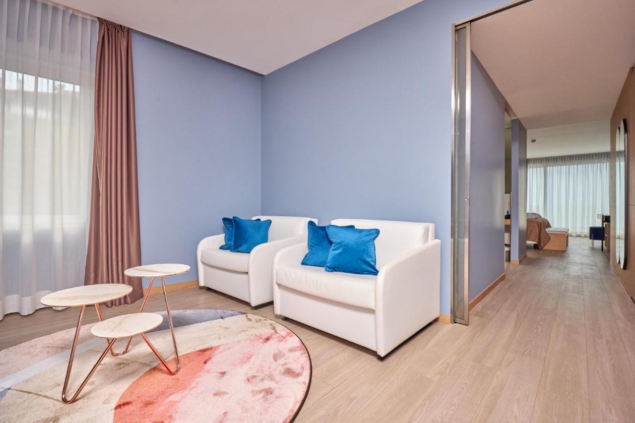 Hotel Castello Lake Front 말세진느 외부 사진