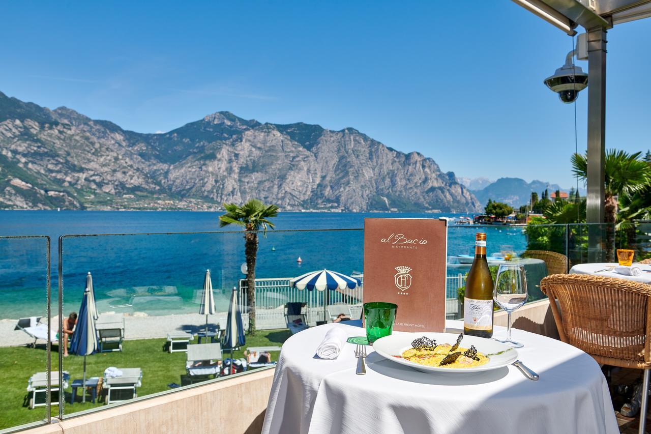 Hotel Castello Lake Front 말세진느 외부 사진