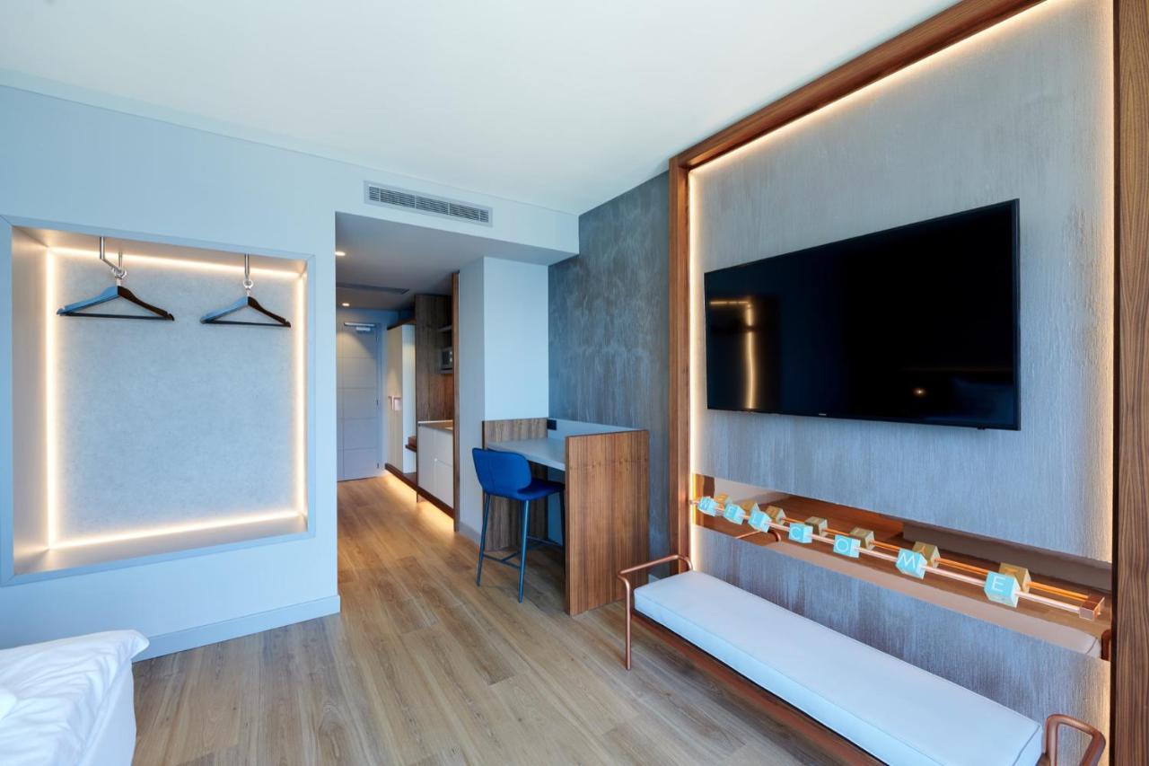 Hotel Castello Lake Front 말세진느 외부 사진