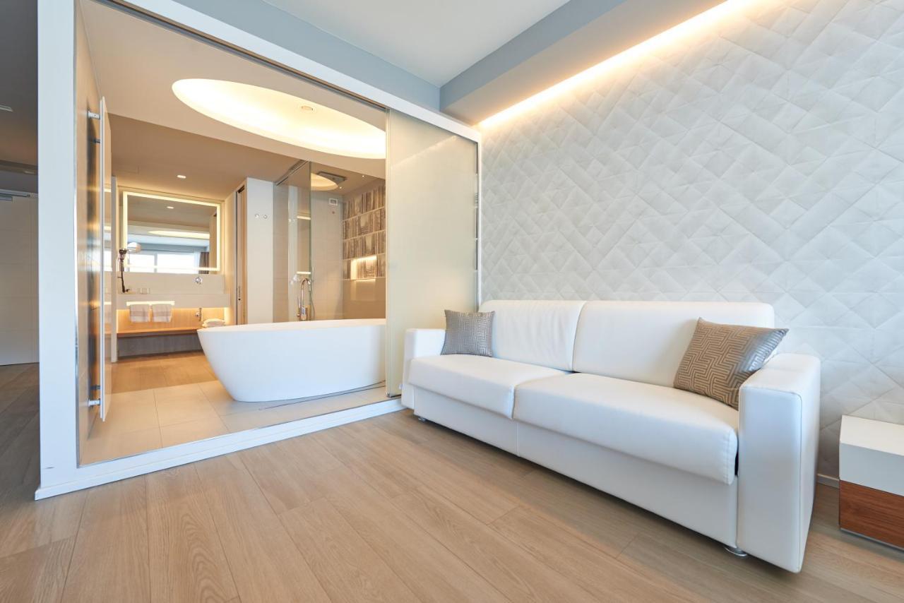 Hotel Castello Lake Front 말세진느 외부 사진